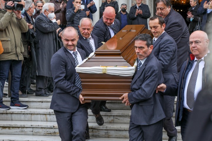 Σε κλίμα βαθιάς οδύνης η κηδεία του Παναγιώτη Τζένου 